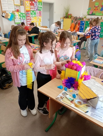 672087262_2416096645564056_7193652266704594673_n