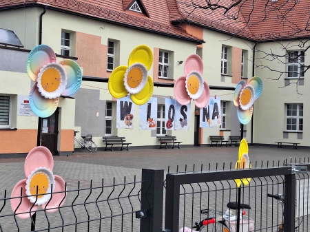 Wiosenna gra terenowa klas pierwszych.